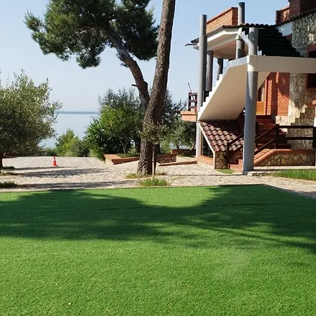 Apartament Brifs