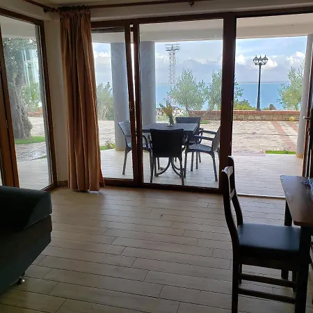 Brifs Apartament Shëngjin