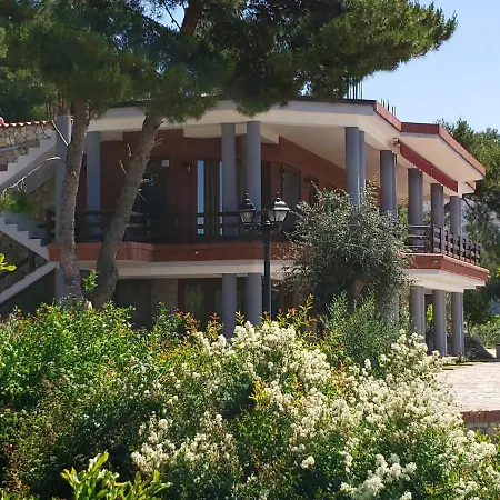 Apartament Brifs