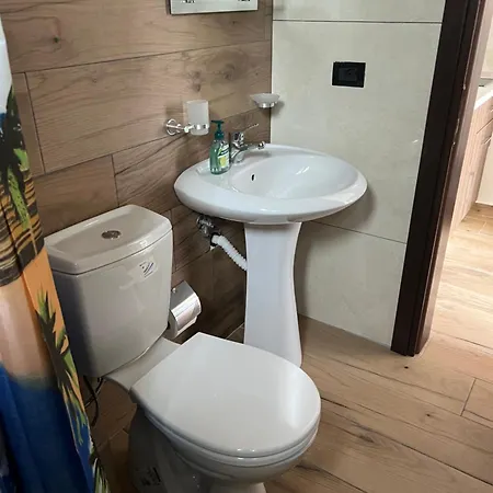Apartamento Brifs Shëngjin