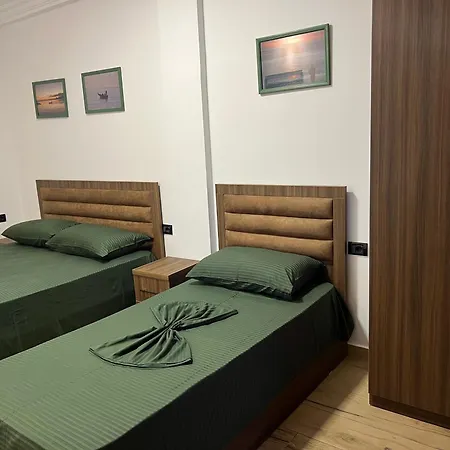 Brifs Apartment