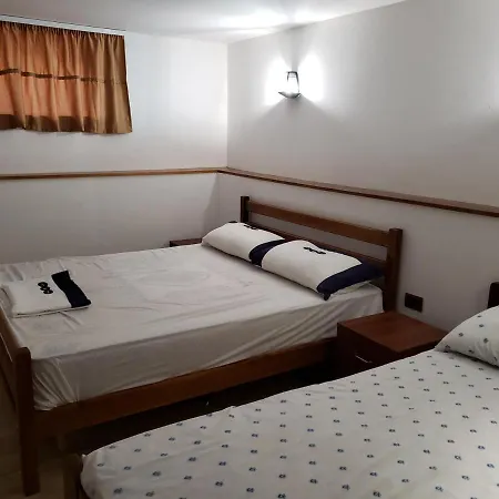 Brifs Apartamento Shëngjin